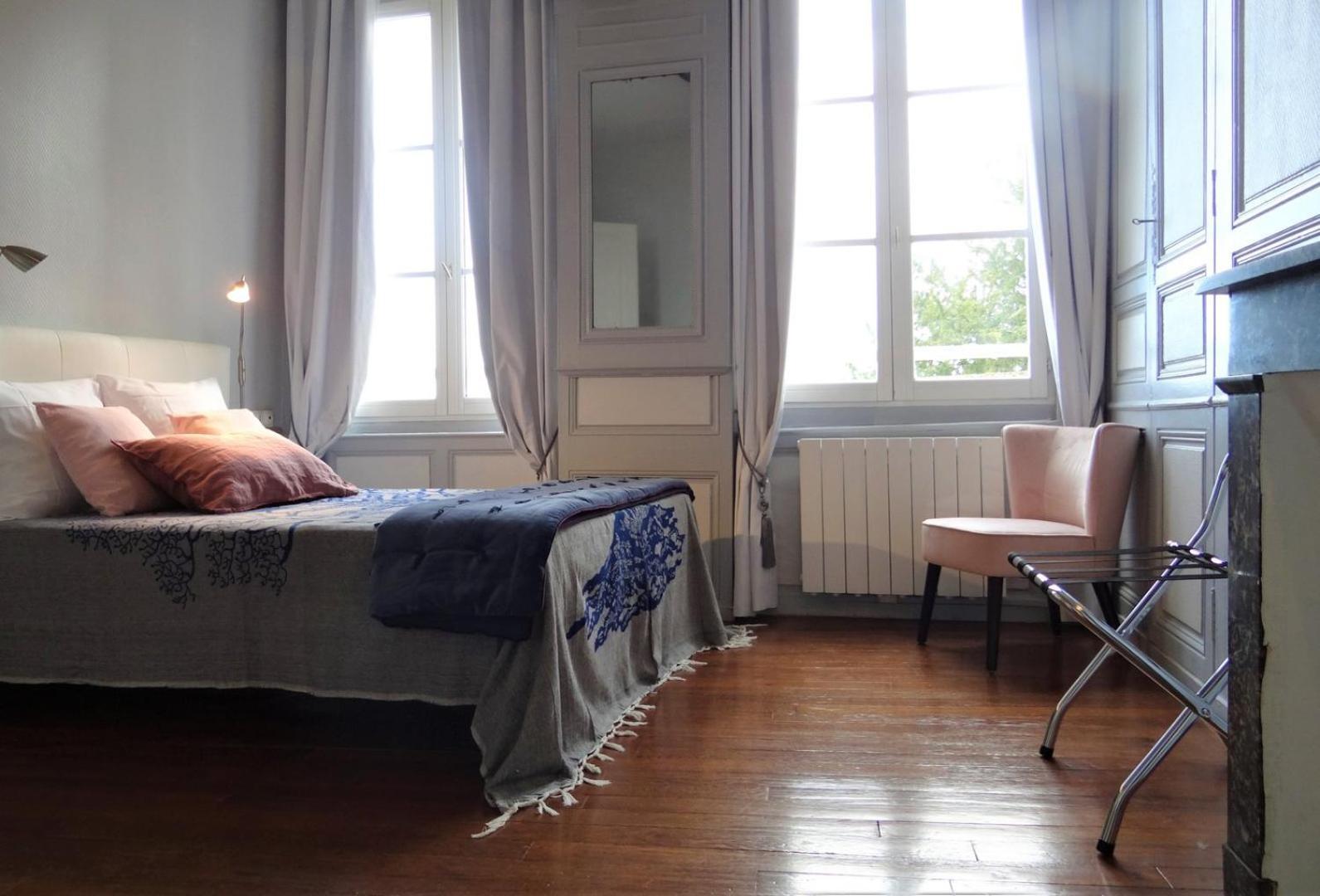 Le Cardinal Apartman Chartres Kültér fotó